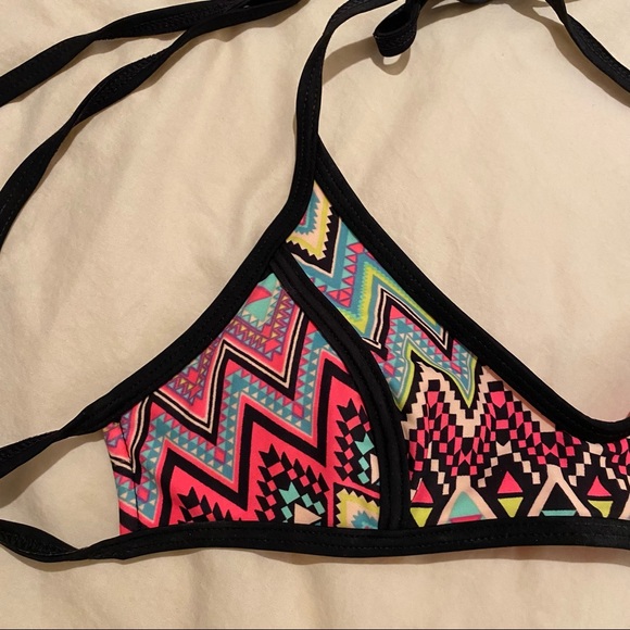 bikini top - Picture 3 of 6